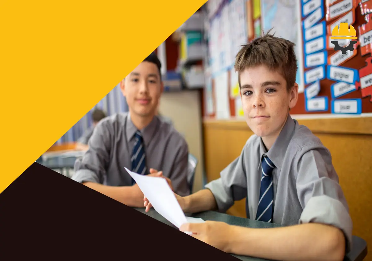 10 بهترین دبیرستان غیردولتی پسرانه در شیراز (12)