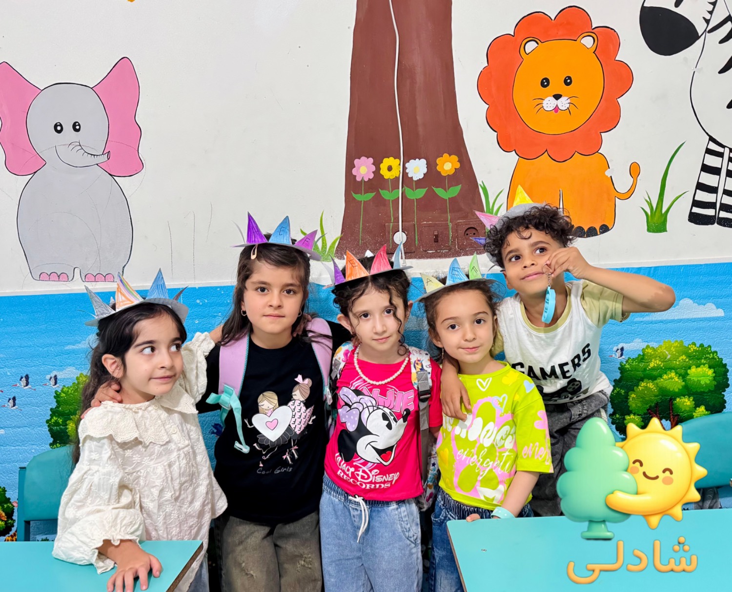 دبستان دخترانه ایران نیک