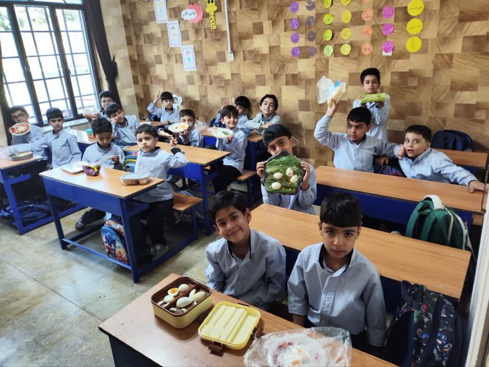 پیش دبستان و دبستان غیر دولتی همای رحمت