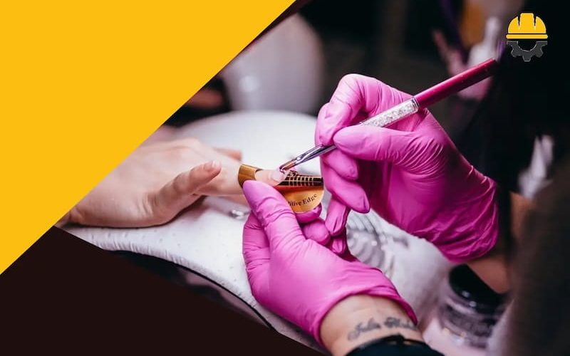 آموزشگاه کاشت ناخن شیراز